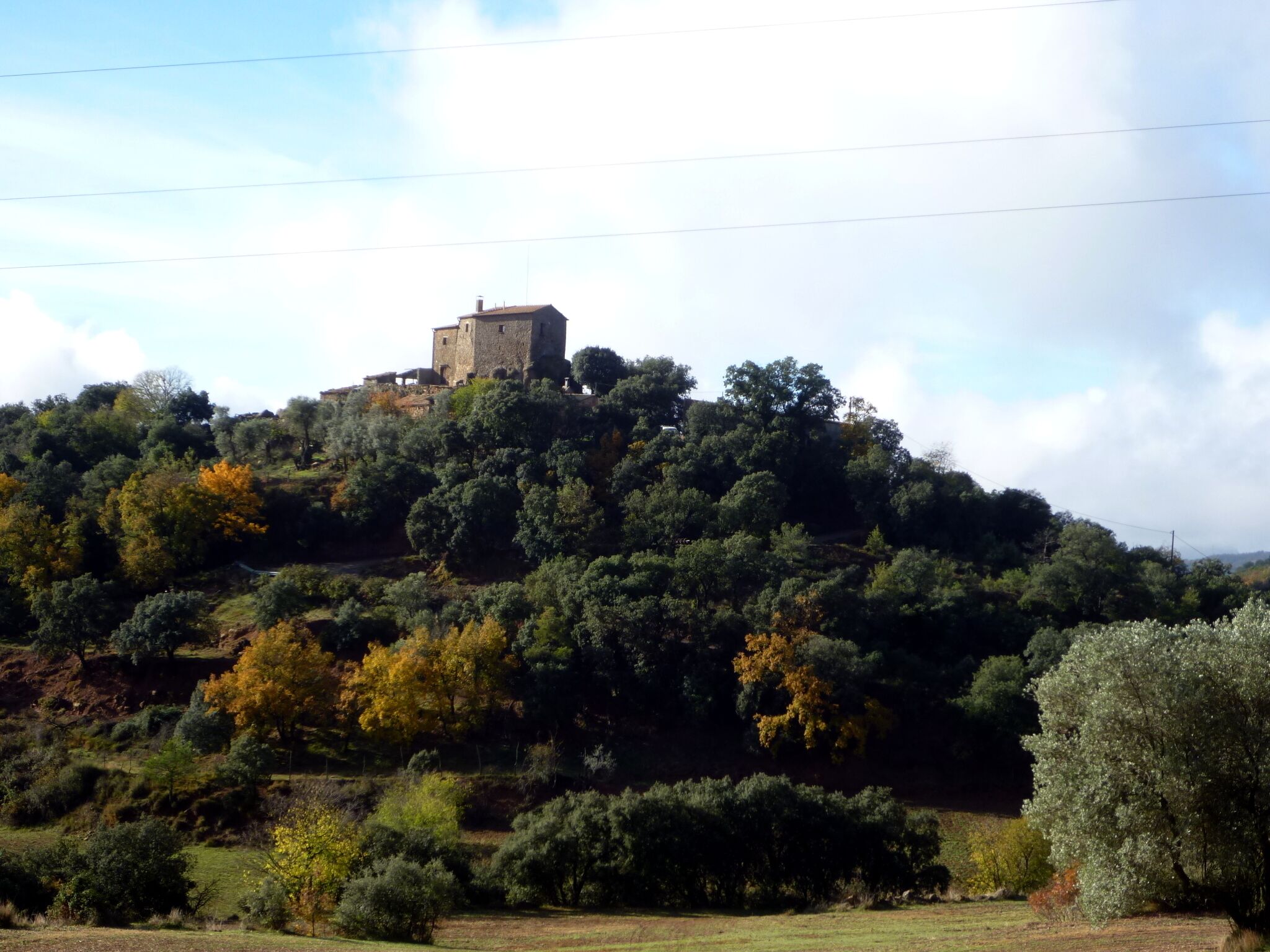 Masia de Vilaró, sota Pallerols (la Baronia de Rialb)