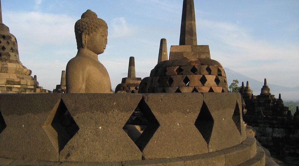 The ancient buddhist temple Borobudur, near Yogyakarta on Java, Indonesia. A must see for all temple trekkers out there. Very different from the more famous Angkor temples in Cambodia, but maybe even more spectacular because of its surroundings with mountains, volcanoes and forests.
Go in the morning to see the sunset and I guarantee you will be blown away.
#ancient #temple #volcanoes #java