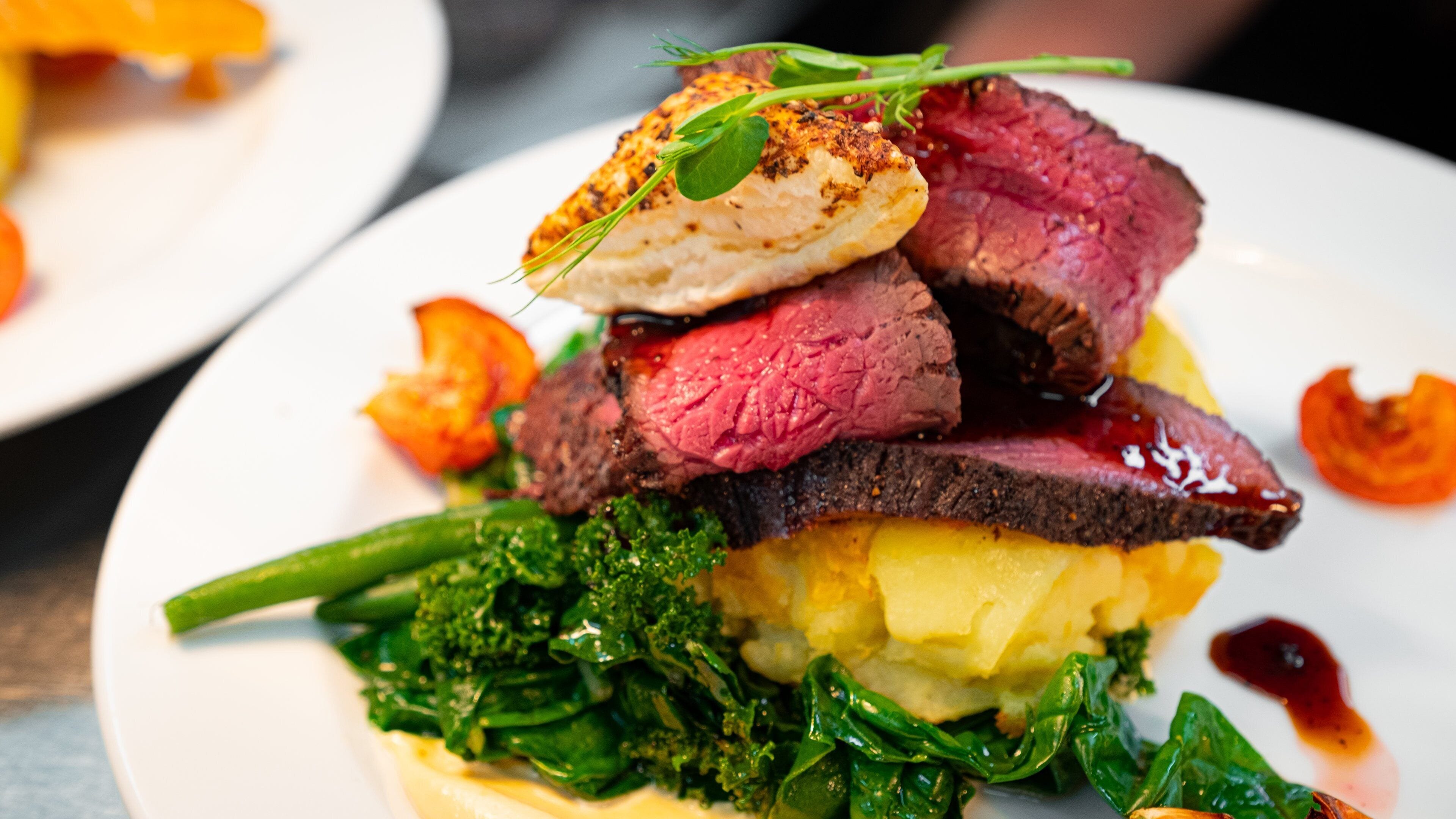 Ohau which includes food