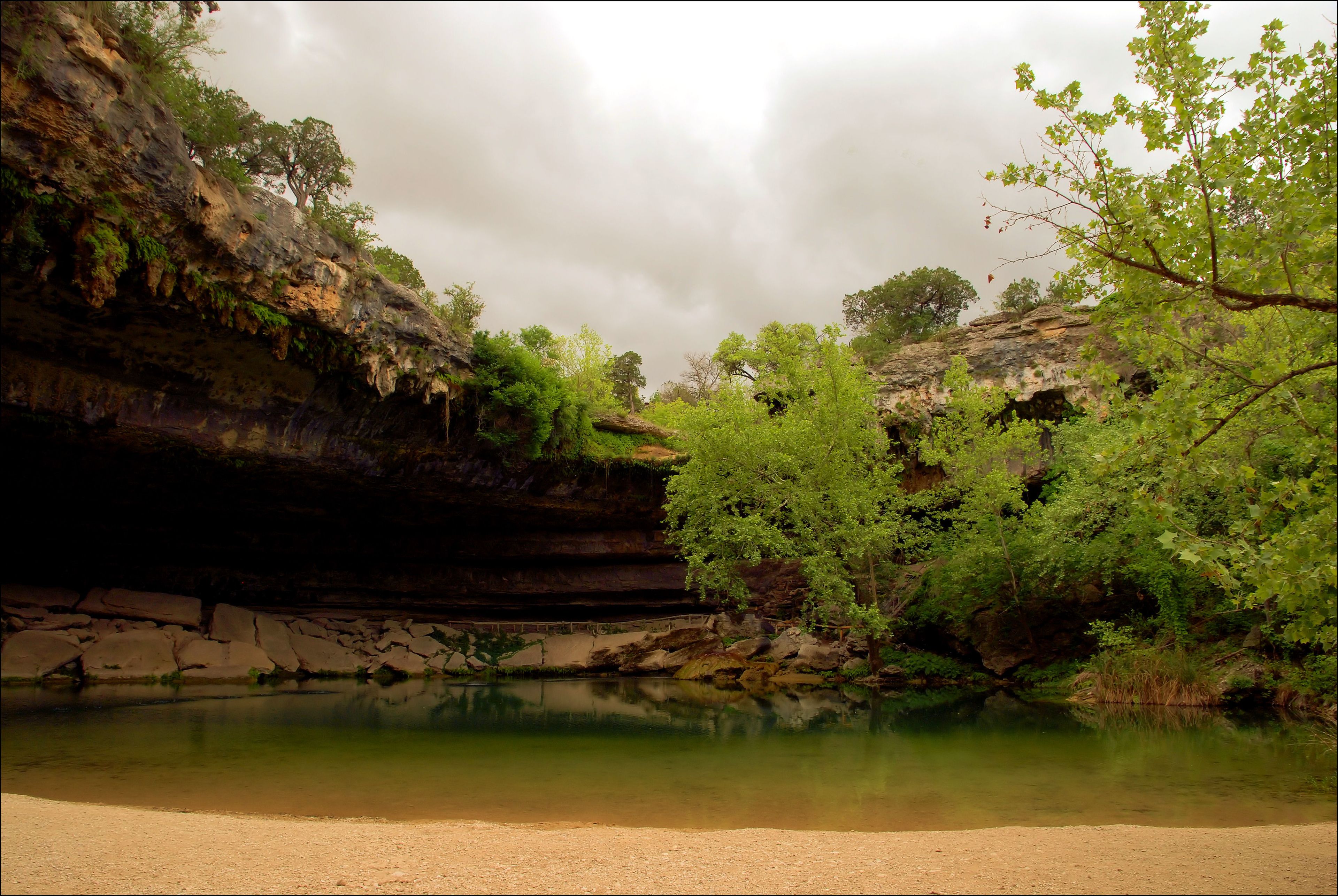Hamilton Pool / Hamilton Pool, west of Bee Cave, Texas