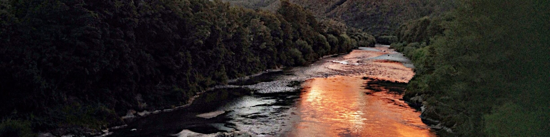 Stunning sunset @ the longest swing bridge in NZ