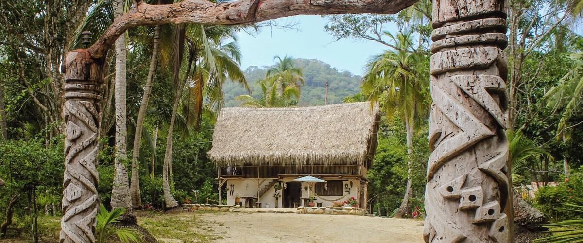Though most people go the the campsites which are more lively and where you can meet others from all over the globe there are also some cabins like this one inside the park you can rent
#NationalPark