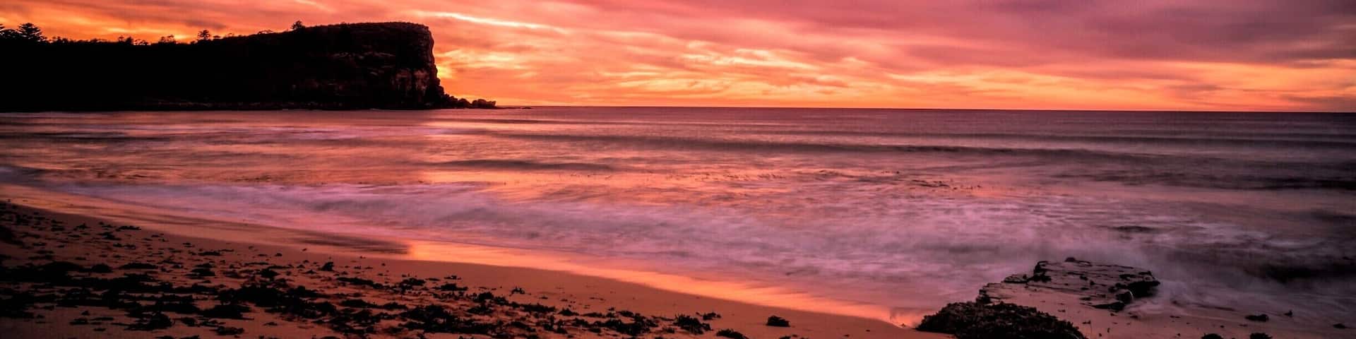 A BEAUTIFUL location for any fan of a good sunrise or sunset. The beautiful head too the left can hide the sun and allow the clouds to carry all of the light.
I have been lucky enough to see some amazing sunrises at this stunning location.
Too see more of my work, check my social media pages -
Facebook - https://www.facebook.com/DevilbabiDesignsPhotography/
Flickr - https://www.flickr.com/photos/devilbabidesignsphotography/
Google + https://plus.google.com/+AmandaMoore
Feel free to leave me any questions you may have about this stunning location!