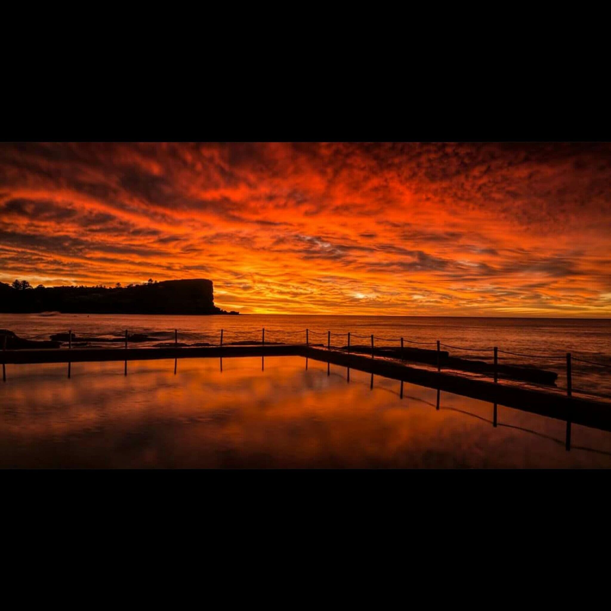 What an amazing sunrise over Avalon beach this morning. This is a wonderful location for a sunrise shoot, get out and amongst them

#goldenhour #whatshot #Australia #sunrise