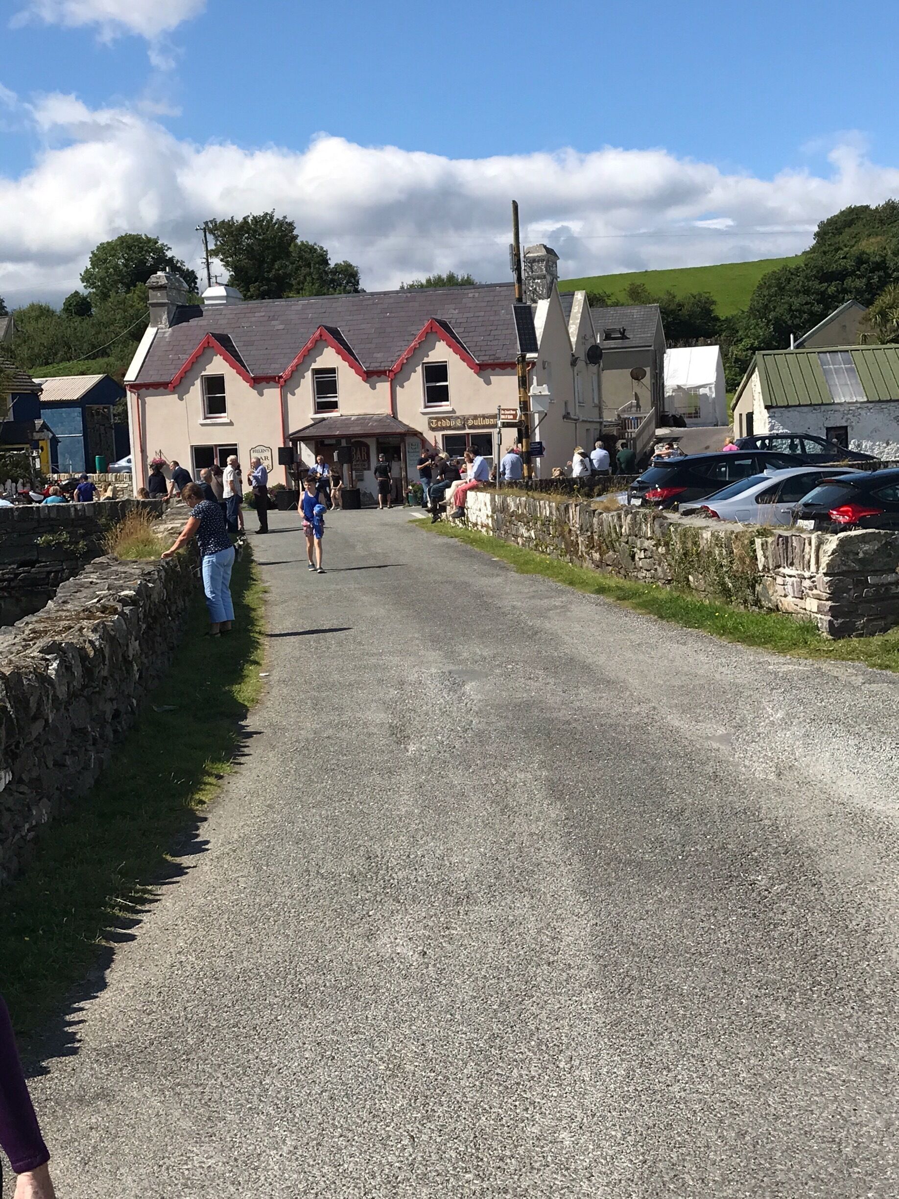 Great pub, local mussels 