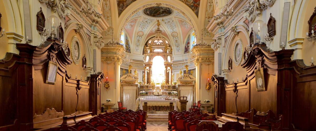 Serra San Bruno showing interior views, heritage elements and a church or cathedral