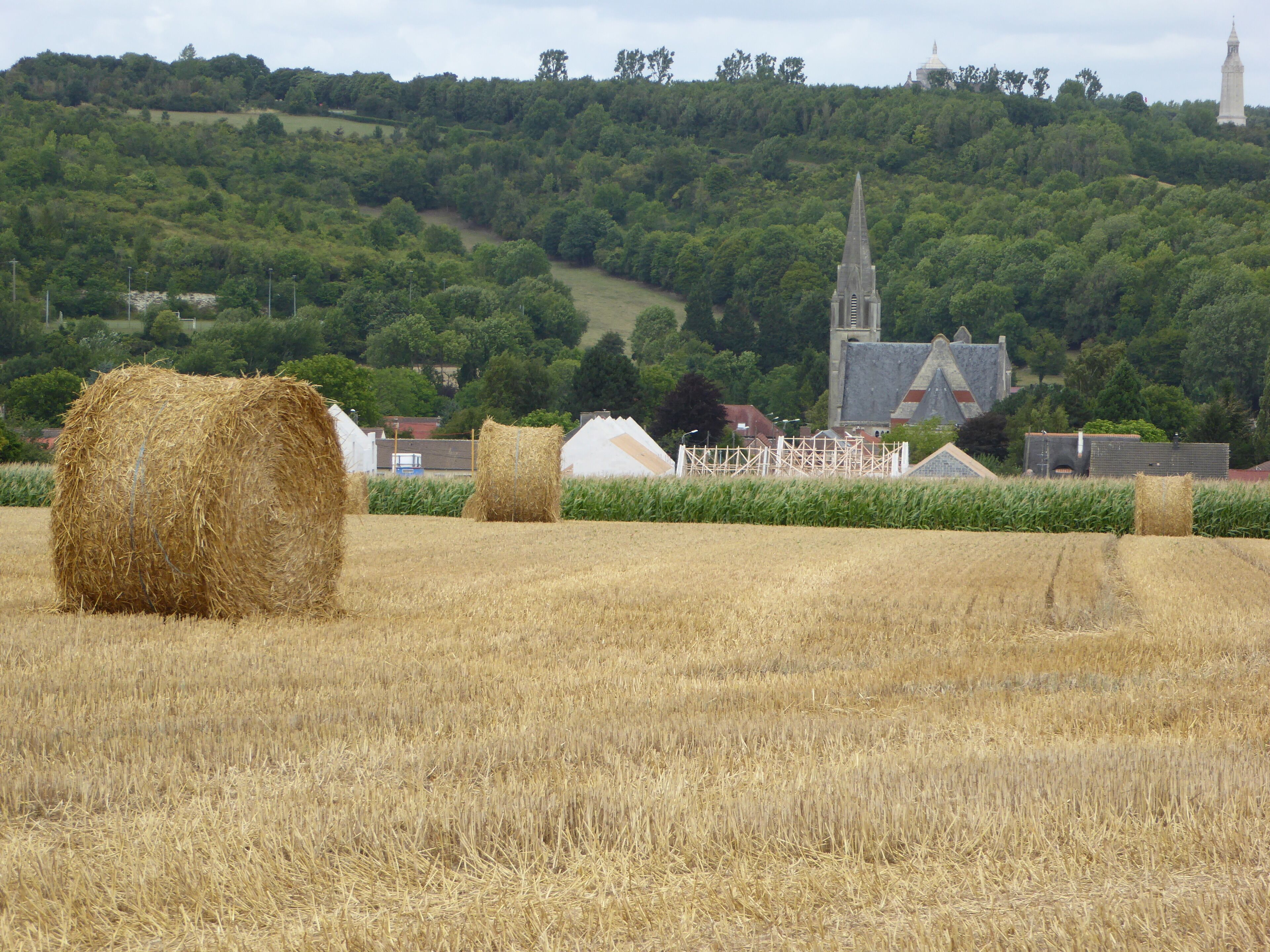 La nouvelle église de Ablain-Saint-Nazaire Pas-de-Calais, Hauts-de-France France