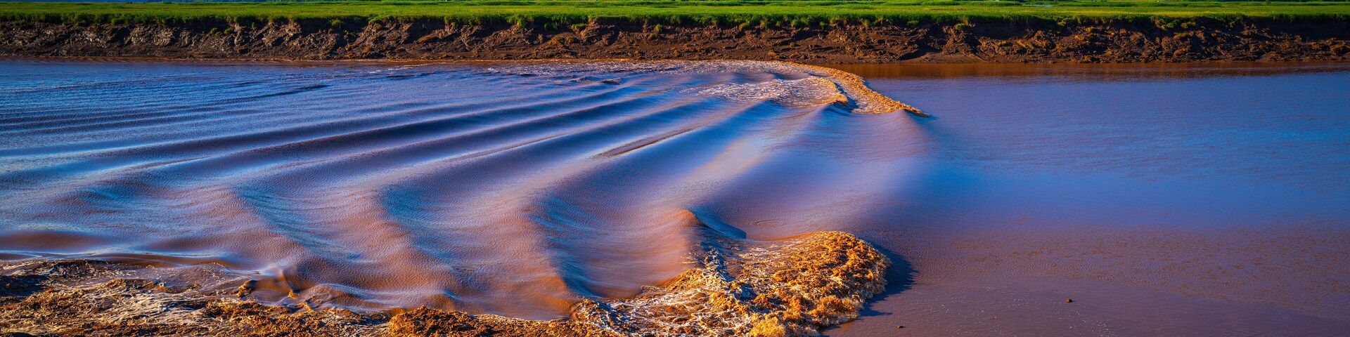 Tidal Bore at the Petitcodiac River Parc Bore in Moncton, New Brunswick, Canada