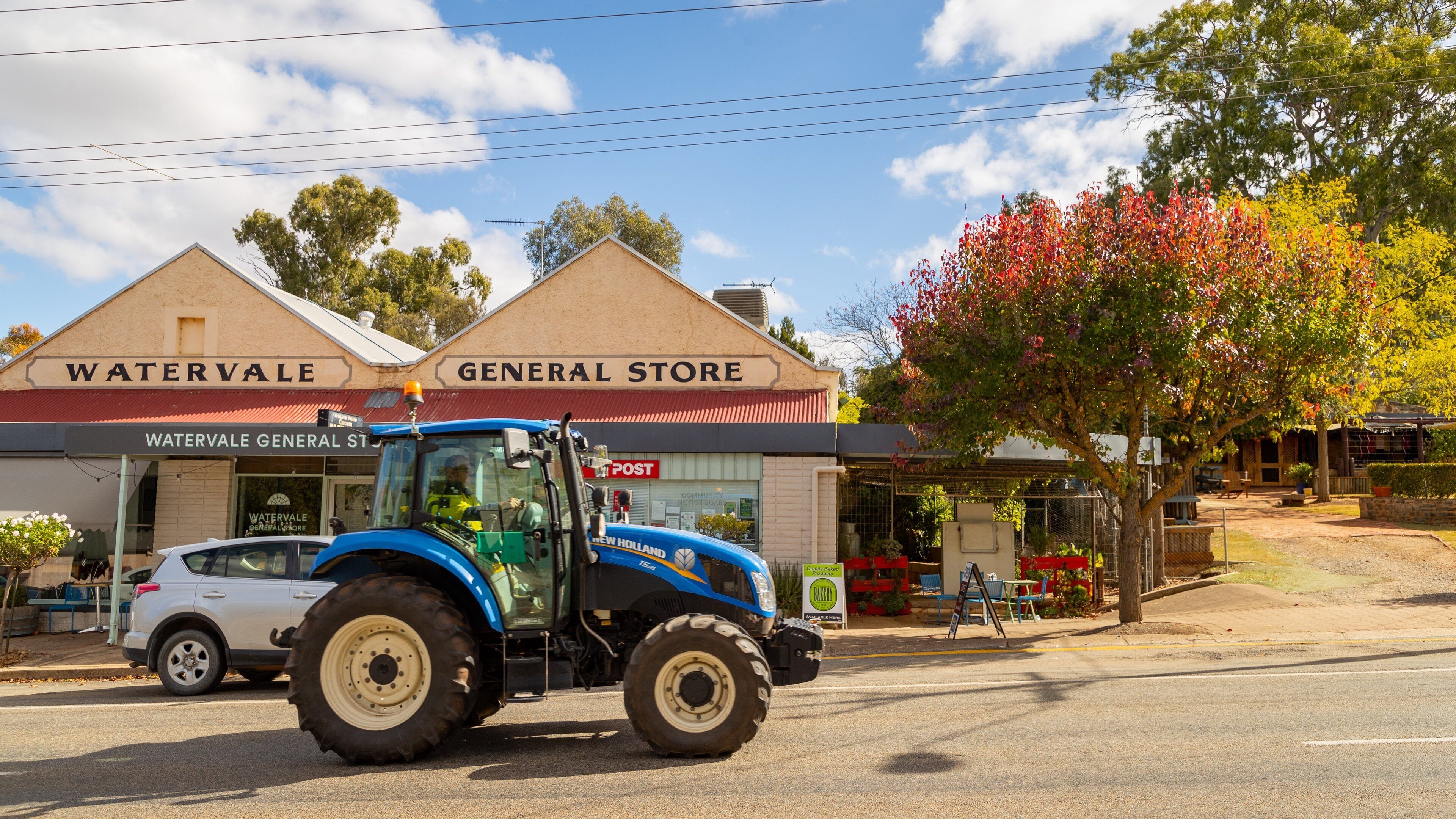 Watervale featuring street scenes