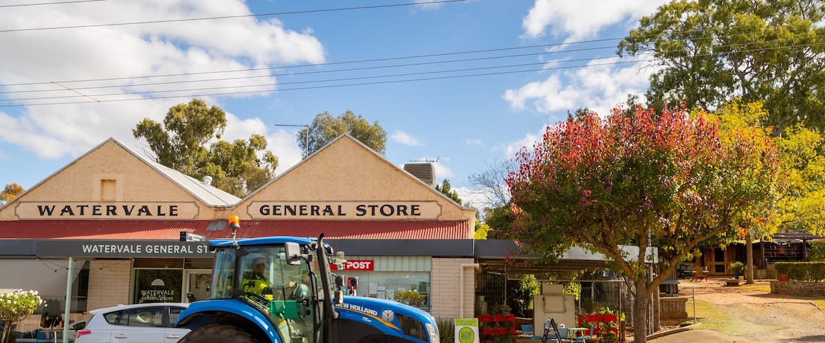 Watervale featuring street scenes