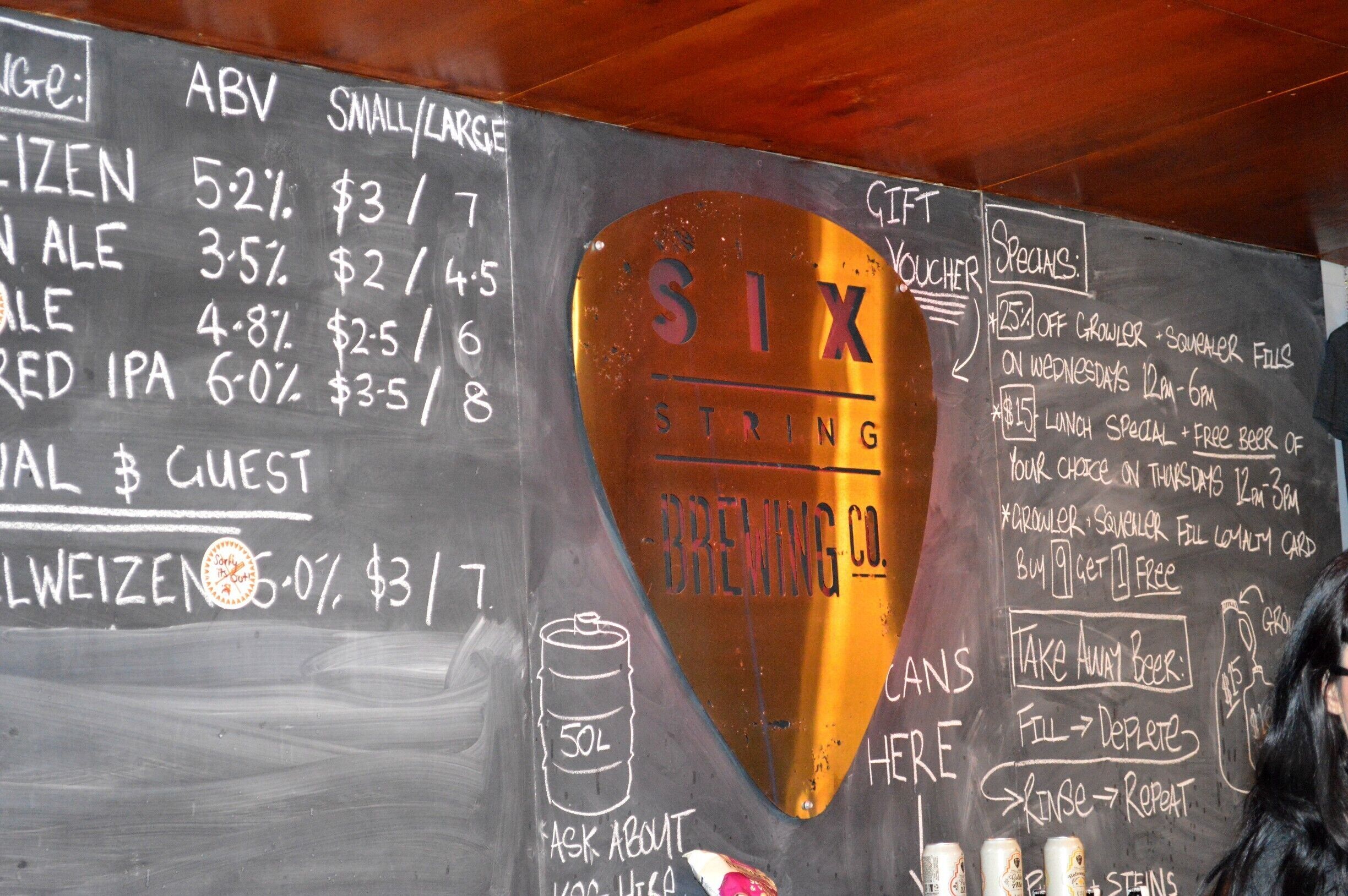 If you have ever been to Melbourne you will understand where I am coming from when I say that this place is up there with any of Melbourne’s funky Industrial style bars.  Its hip, sheik and down-right awesome.
Holding just 50 people, it also makes it an intimate setting for any function.
The Central Coast’s very own handcrafted Brewery was established in 2012 and officially opened in 2013.  They are always researching and creating new flavours of beers but have 5 core beers all year round.  All beers are free from any additives and preservatives.  They also offer homemade style lemonade called ‘Mother Goose Lemonade’ made onsite and a refreshing cider.  Grab a paddle and try their 4 taster beers and once you have picked a favourite you can take a one litre Squealer or two litre Growler home with you.  
With an uber-cool restaurant, I could not go past the cheese sticks, garlic bread pizza and the nachos, all accompanying the beer and drinks perfectly.  Live bands are extremely popular and they now have small group tours.
(Head to my blog to find out more...)