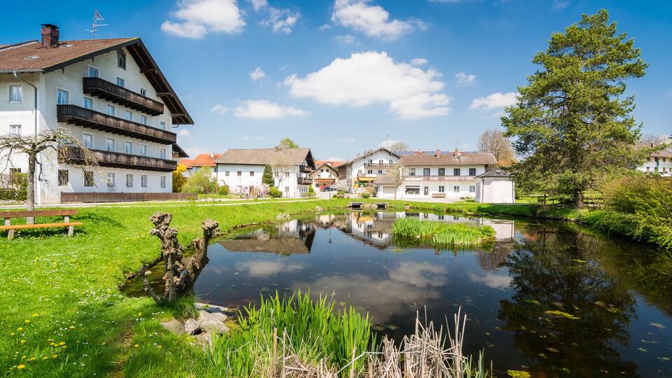 Frühling in Breitbrunn am Chiemsee, Oberbayern in Deutschland