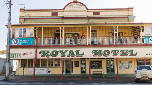 Herberton showing a small town or village and signage