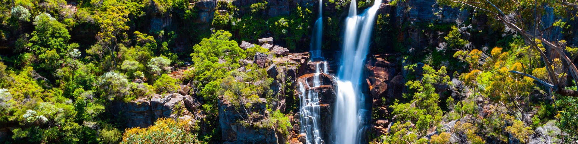 Carrington Falls - plunge waterfall in the Kangaroo River in Souther Highlands region of NSW, Australia