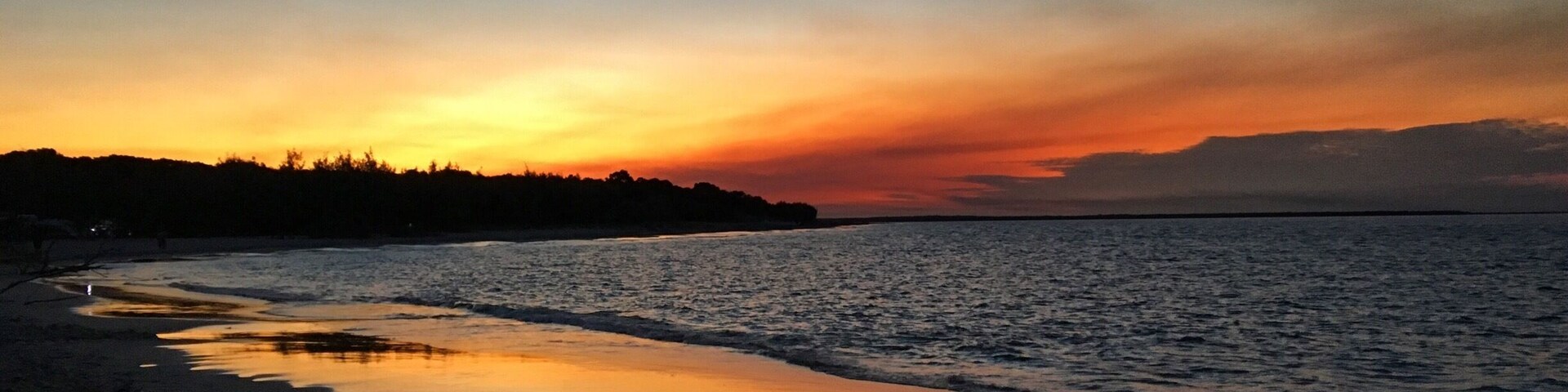 Camping on rainbow beach at Inskip Point is one of my favorite Australian memories. What could be better than beers, beach, sunset and fire?