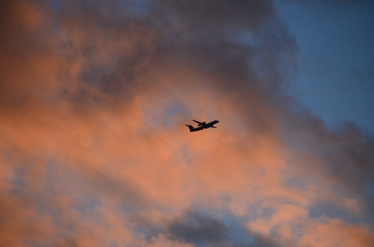 Airplane in the sky!