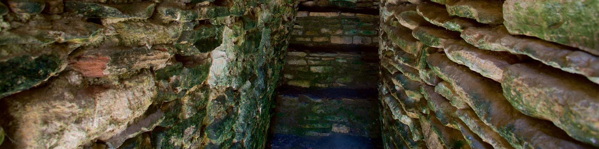 Tonina which includes heritage elements