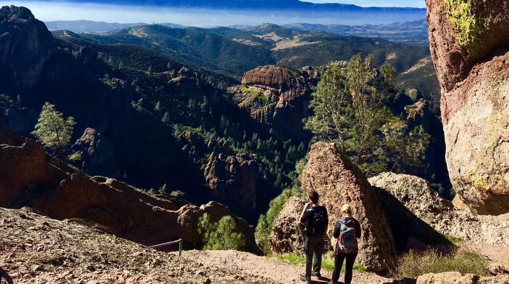 Awesome place for hiking, with caves, small water falls, reserve, day use spaces wit tables, bbq pits and site for camping. Day parking is $10 year round parking is only $25.