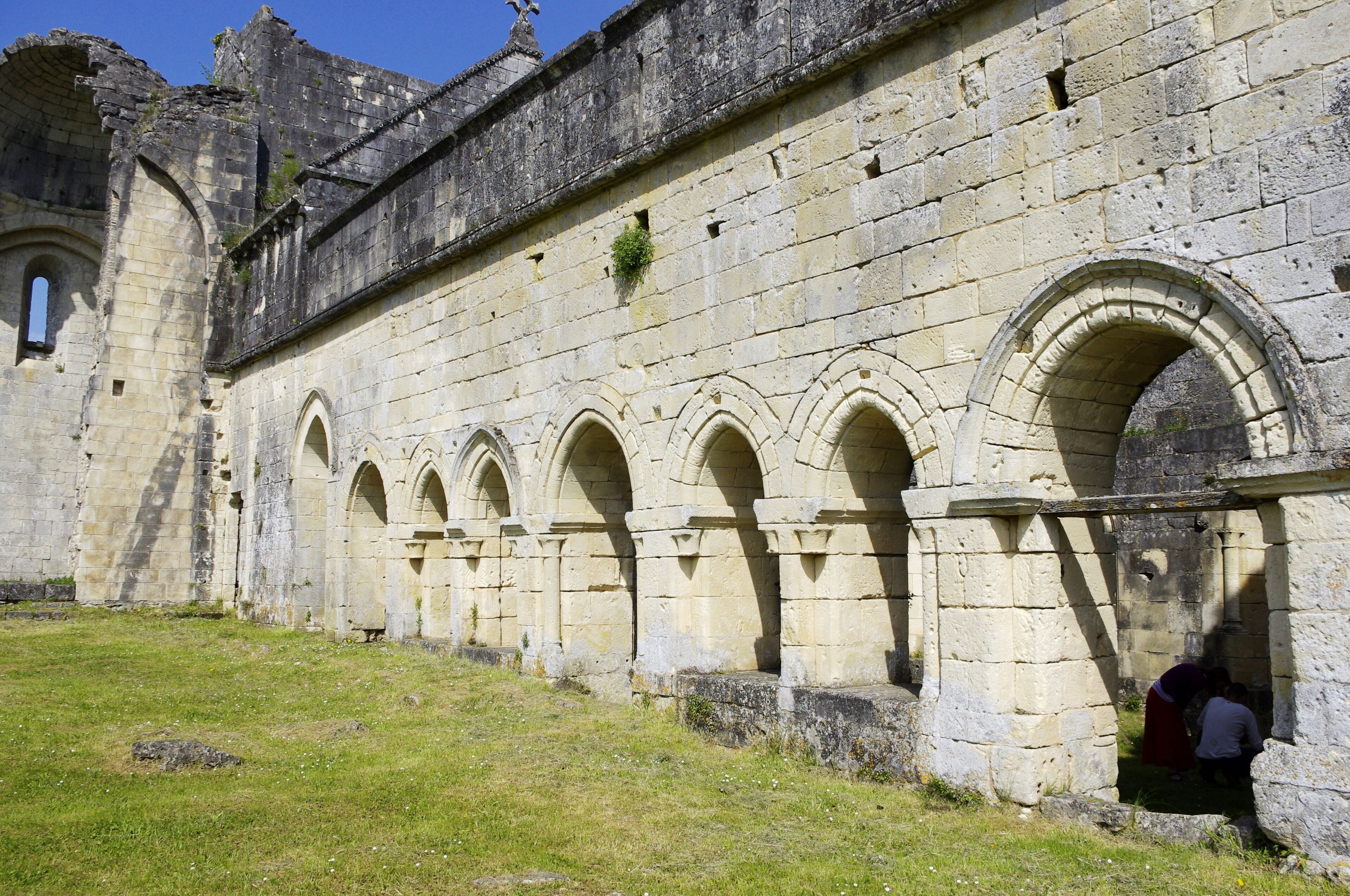 Ruines de l'abbaye de Boschaud, commune de Villars, Dordogne, France