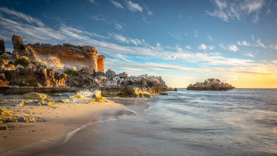 Smokey sunsets from winter and spring prescibed burns can give interesting light to seaside sunsets
#golden