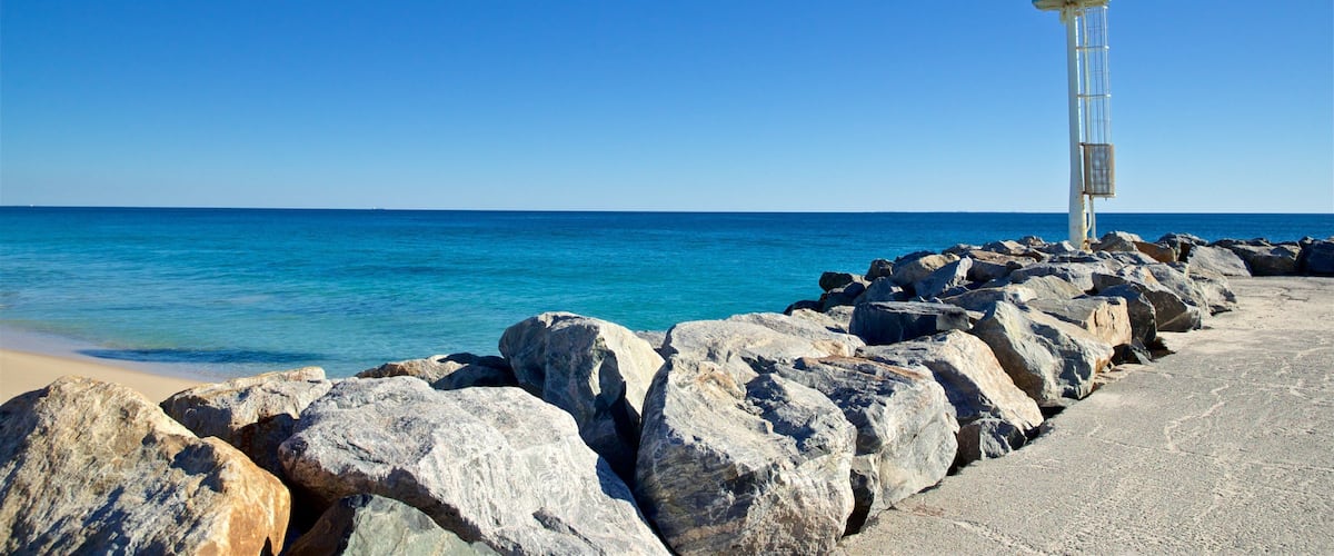 City Beach showing general coastal views