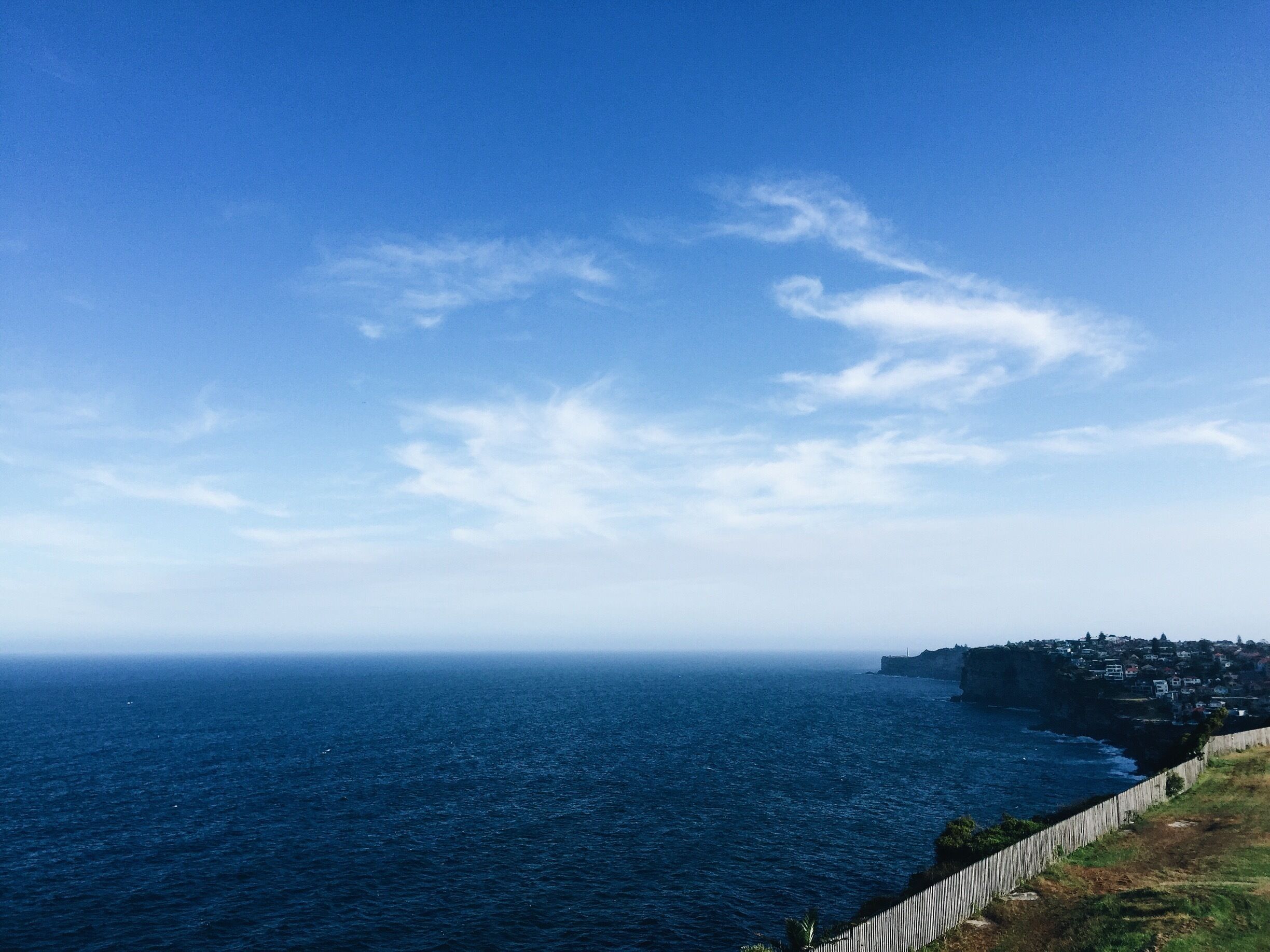 How many people get to go for a run in such a beautiful place? So lucky to live here. If you're in Sydney, take the walk from Christinson to Watsons Bay for some epic coastal views and a couple of history lessons too! #sydney #waterlust #australia