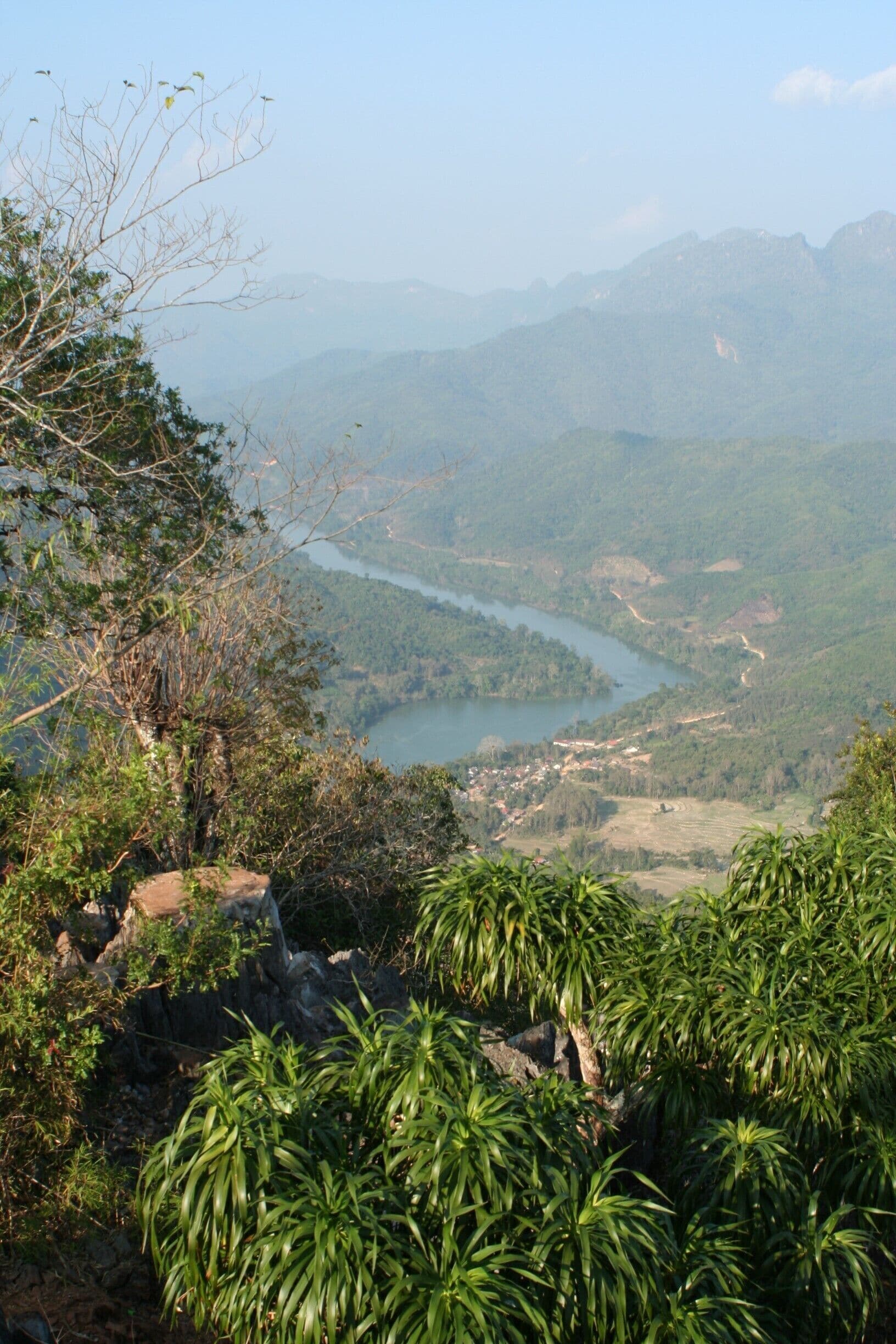There is a viewpoint in Nong Khiaw which takes 1 - 1,5 Hours to reach. At the end there's a platform where you can relax and take in the views. It is also very stunning for sunset!