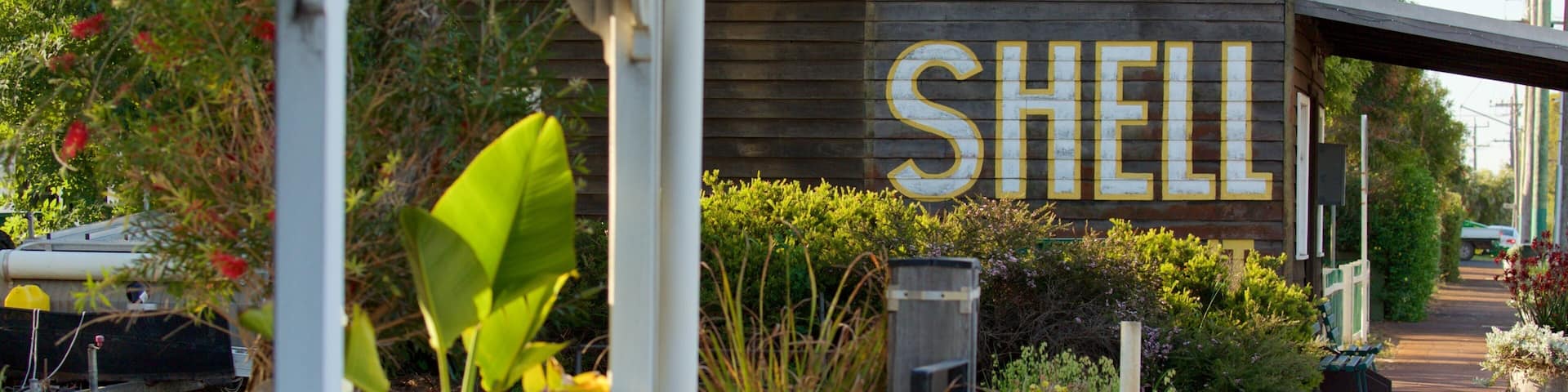 Margaret River Wine Region featuring signage and flowers