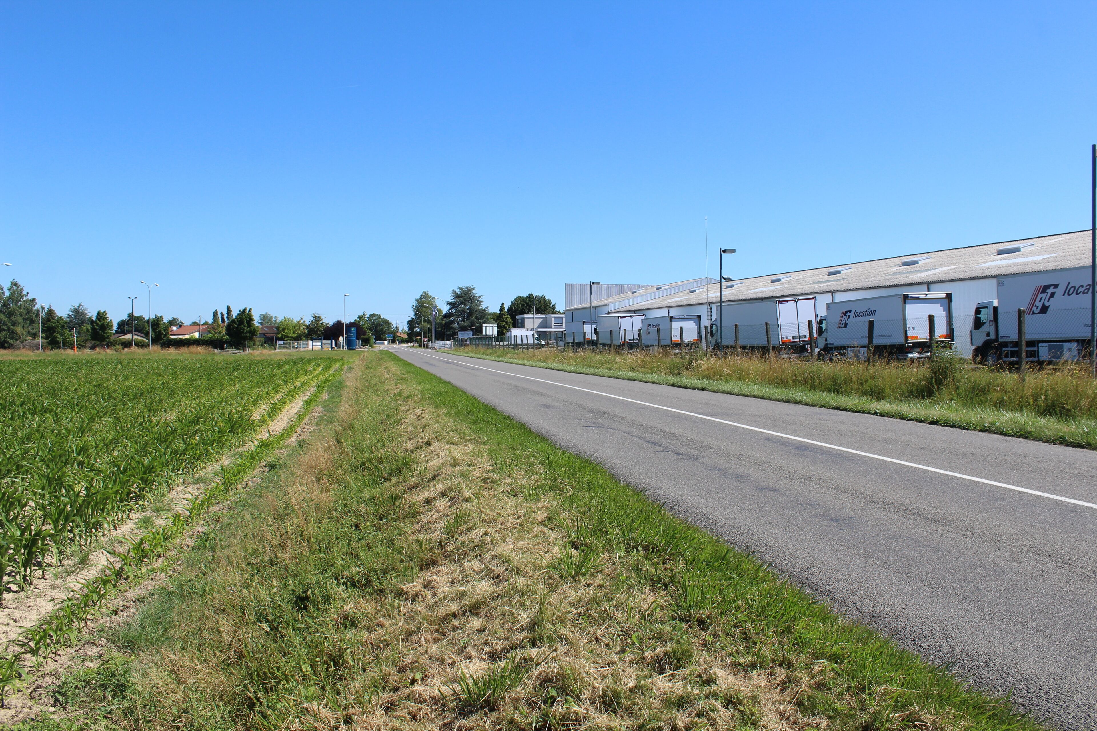 Route D80, route de Vonnas, près du parc d'activités des Teppes, Saint-Cyr-sur-Menthon.
