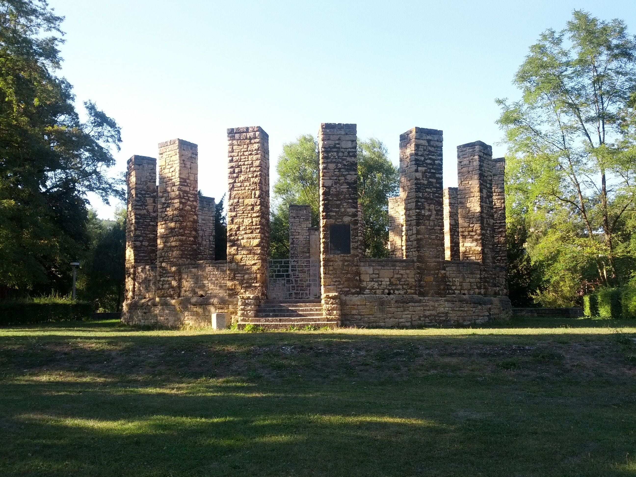 Denkmalgeschütztes Denkmal für den Rudolstädter Senioren Convent (RSC) einschließlich Außenanlagen
