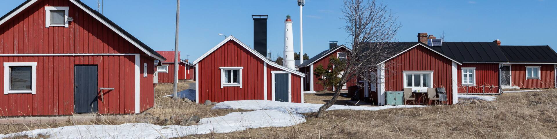 Hailuoto harbour area at spring time