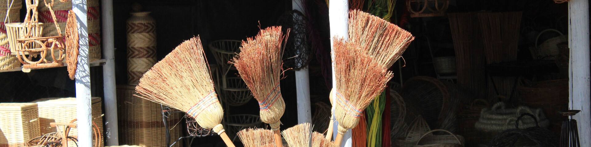 artesanias en mimbre de la ciudad de Chimbarongo, Chile