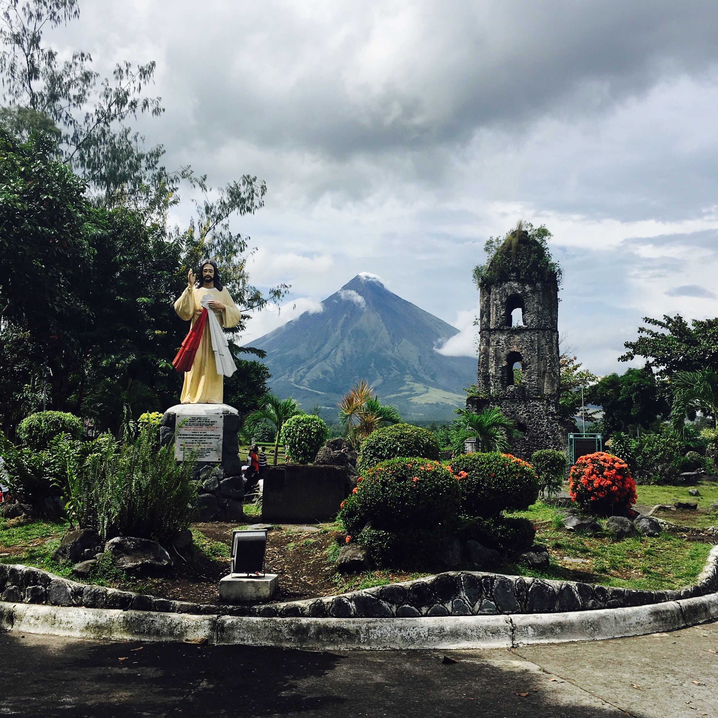 The Mayon Volcano and the Cagsawa Church Ruins (bell tower)