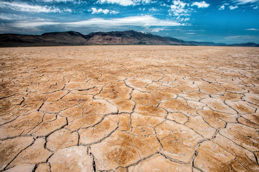 Be considerate once you arrive on the Alvord Playa. Each year I go there I find it more traversed than the last. Be respectful of this fragile environment so others can enjoy its beauty.
#Oregon #extremeOregon #AlvordDesert