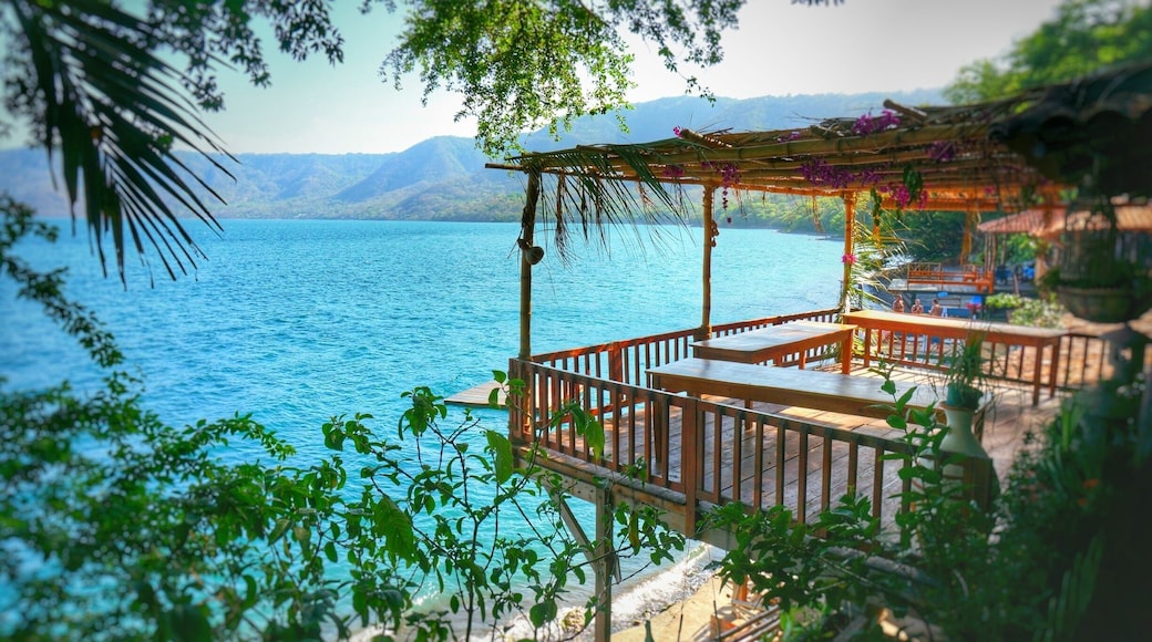 If your looking for something to do to cool off in Nicaragua's heat, head to Laguna de Apoyo just outside Managua. Resorts line the rim of this volcanic Crater Lake and you can sit by the lakeside enjoying piña colodas. Swimming here is great though there's not much in the way of beaches. Spend the day or stay over night and be prepared to chill.