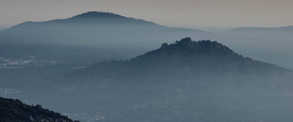 #LifeAtExpediaGroup
I took this picture from the top of the Peña de Cencicientos, Madrid. It is a photo from the first of January, before sunrise. I could apreciate the first light of 2020!!