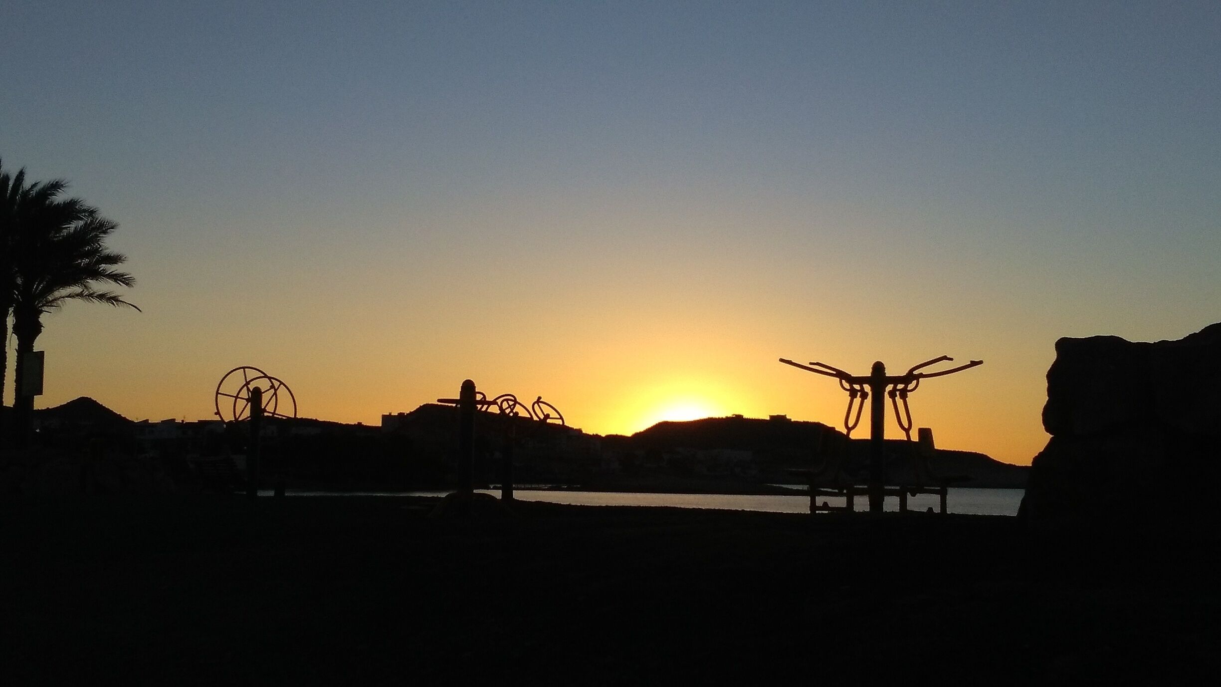 #SpaininMYheart
Exercise equipment on the beach. Love life here in Spain 