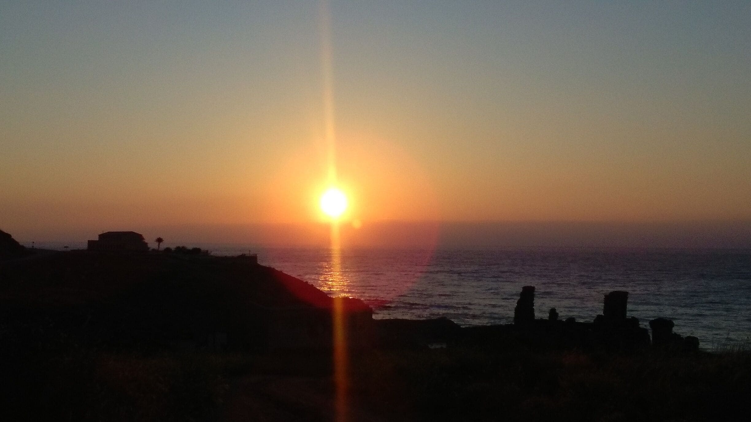 On the way to Villaricos from Pulpi are these old ruins (perhaps an old mine). Love sunrise 