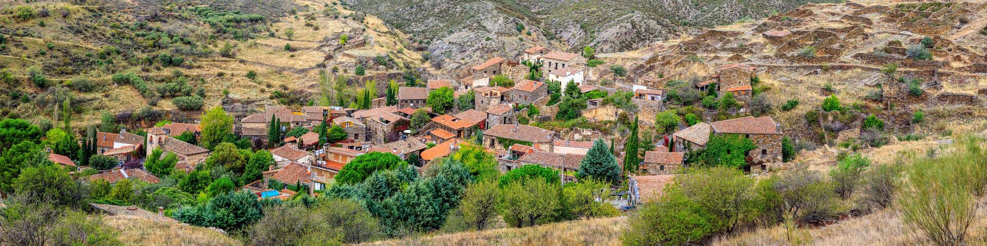 Town houses Patones de Arriba in the province of Madrid, Spain.