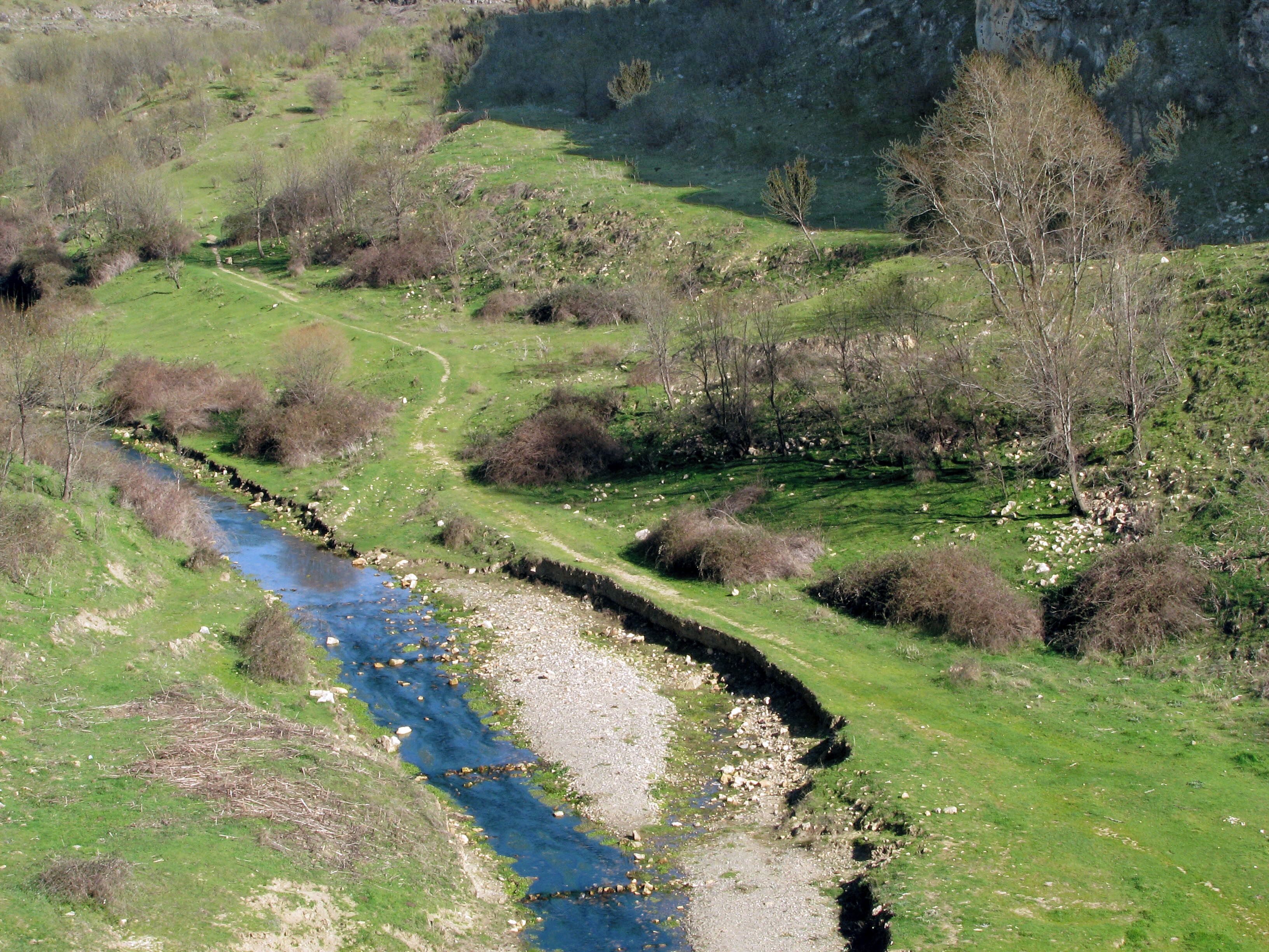 Río Lozoya a su paso por el Pontón de la Oliva, España.