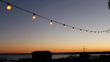 this used to be a property with several small cottages located on a lakefront that could be rented for vacation stays... facebook page associated with the property indicates it was purchased by new owners in July 2016 and is not currently being run as such... what a shame it was a great spot for a getaway