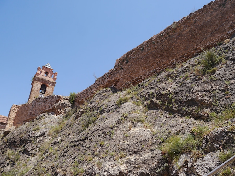 Restos del castillo y murallas