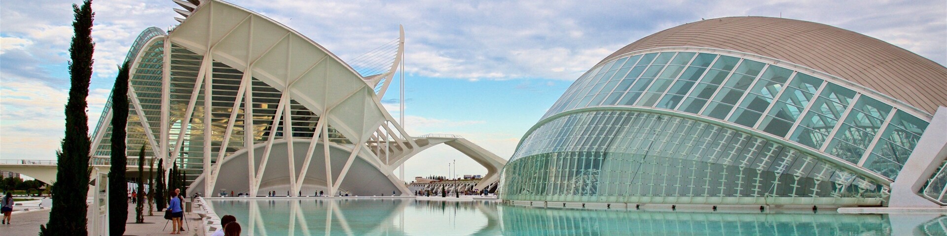 Camins al Grau which includes modern architecture and a pool