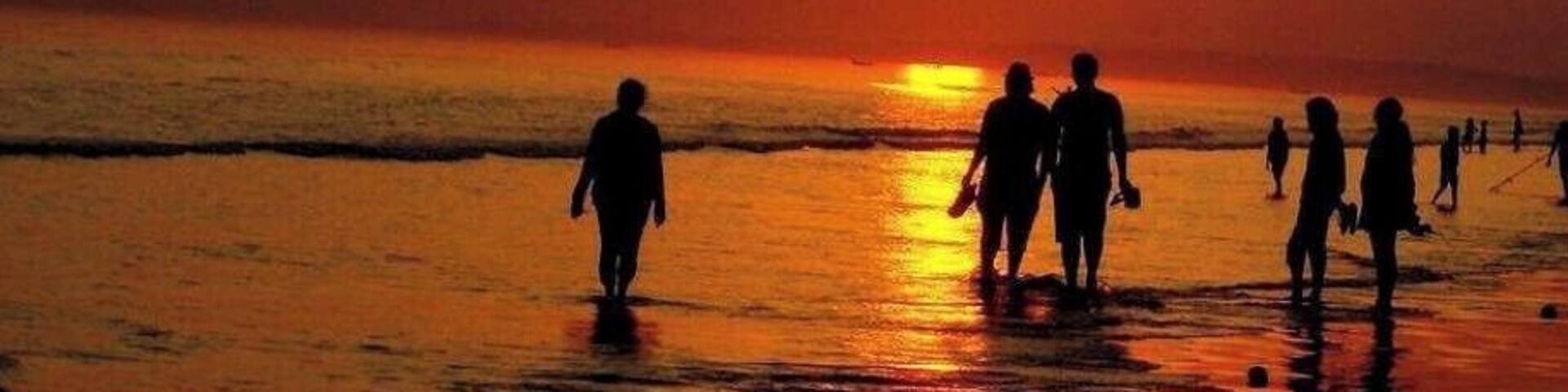 Digha beach is the most unexplored beach where the beach hopping is the most fascinating things to do. The virgin beach with Sunset is one of the perfect combinations.
#BeachTips