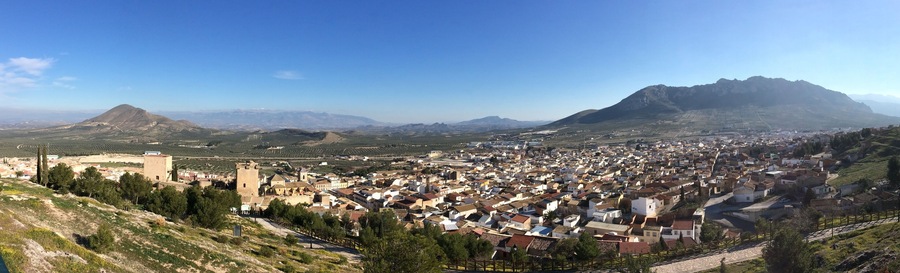 Vista del municipio de Jódar desde el mirador.