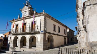 Ayuntamiento en S. Juan de la Nava