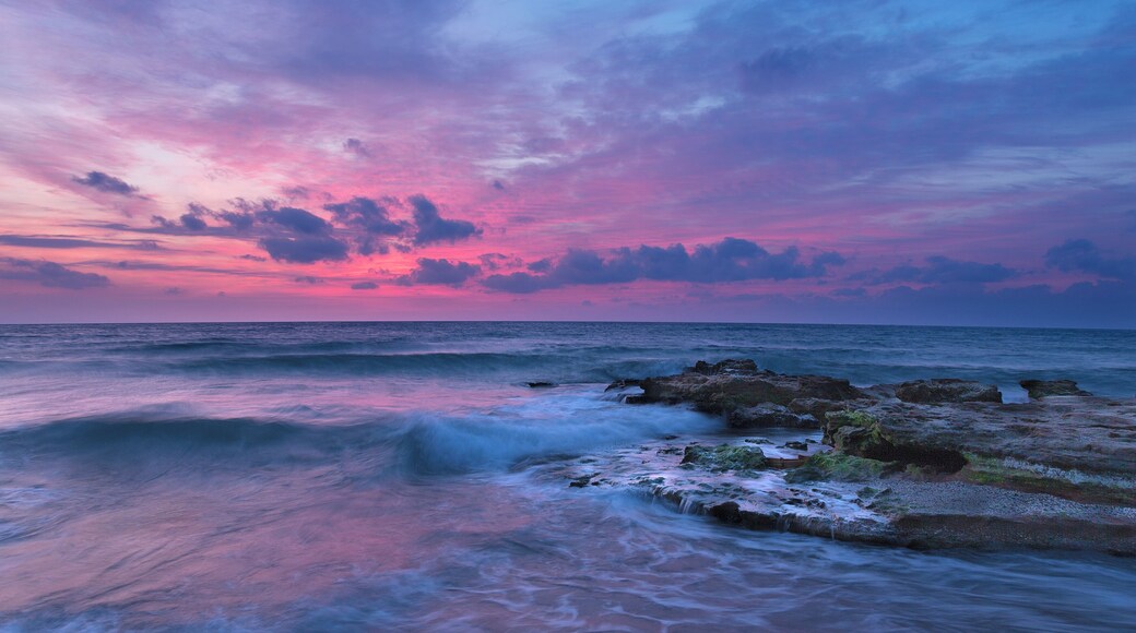 Playa de la Misericordia, Spain