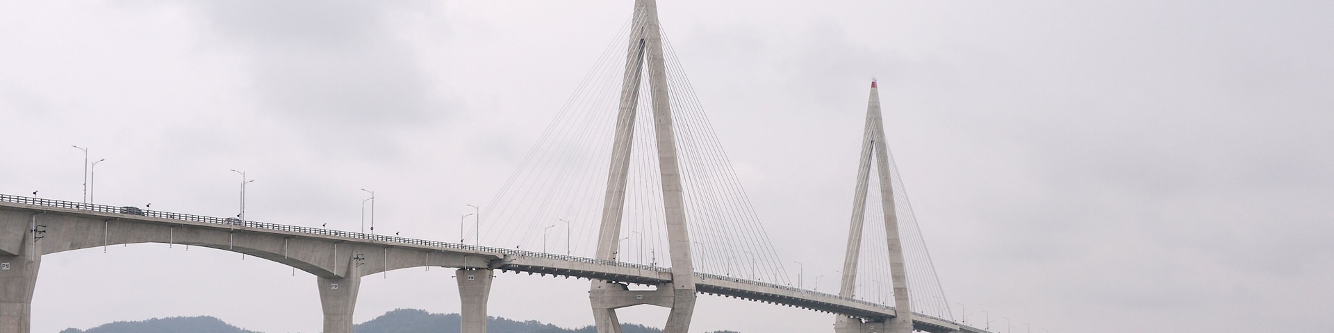 Chilsandaegyo Bridge in Muan-gun, Jeollanamdo, South Korea.
