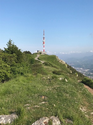 Vista del monte Serantes en Bizkaia País Vasco (España)
