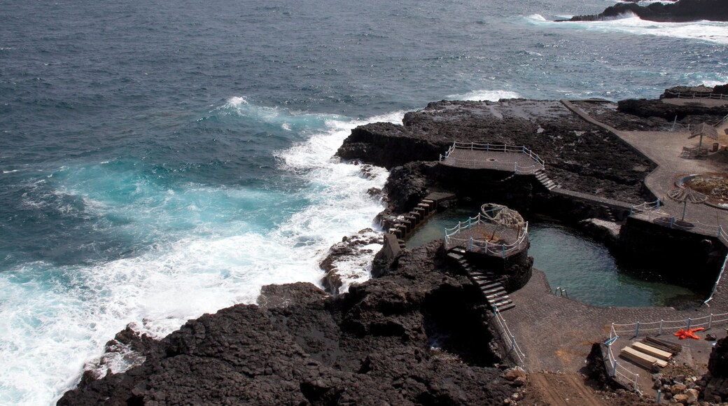 Charco Azul Piscinas